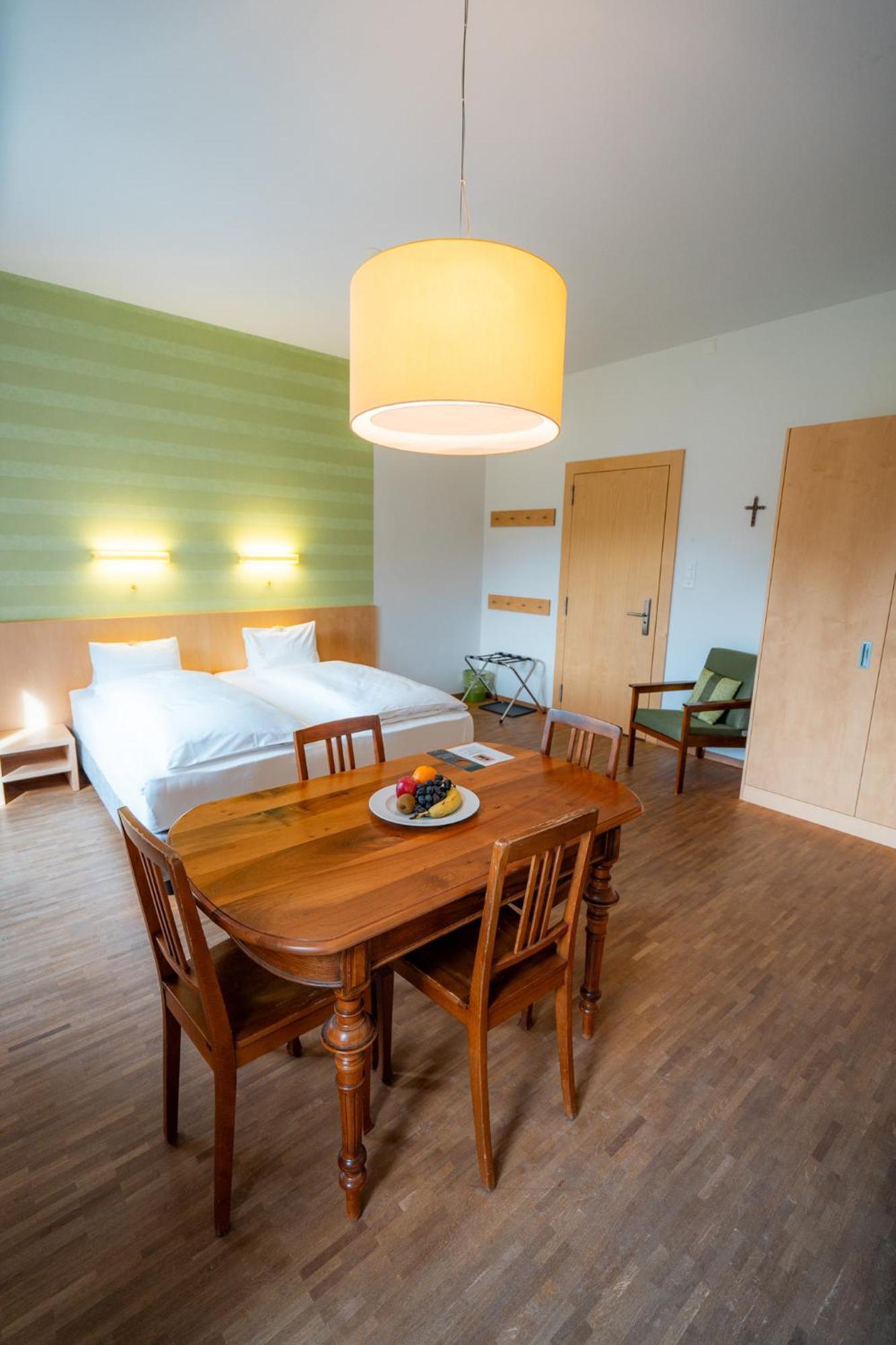 Hotel Haus Schoenstatt Contactless-Check-In Brig Dış mekan fotoğraf